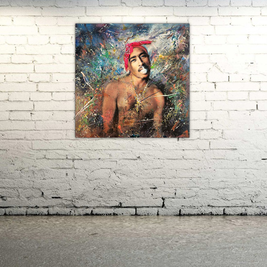 pop203_02 Tupac w/Bandana